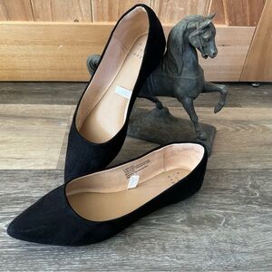 Black flats, man made materials, size 8